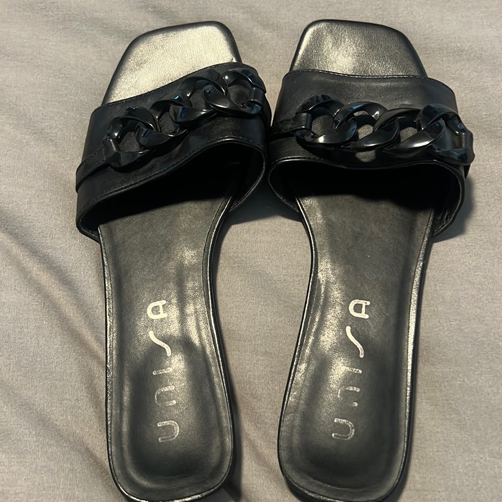 Black sandals